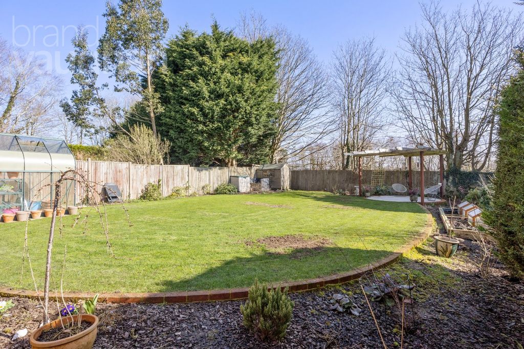 Property photo 3 of 22 Picture No. 05