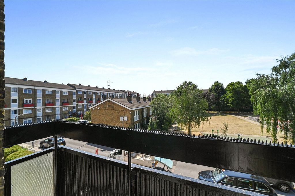 Property photo 3 of 22 Balcony