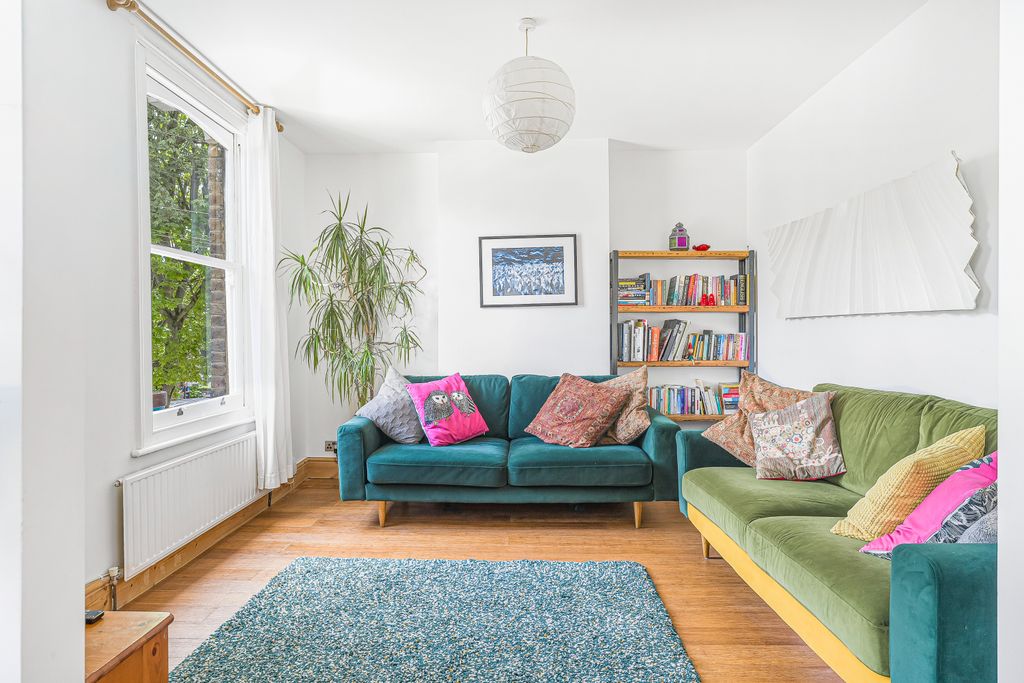 Property photo 1 of 21