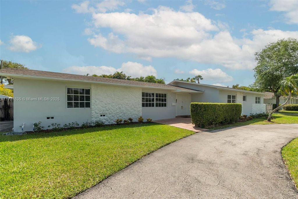Property photo 1 of 38