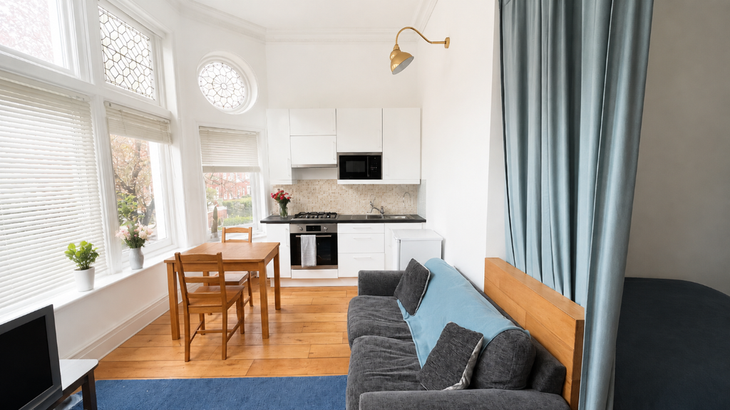 Property photo 1 of 7