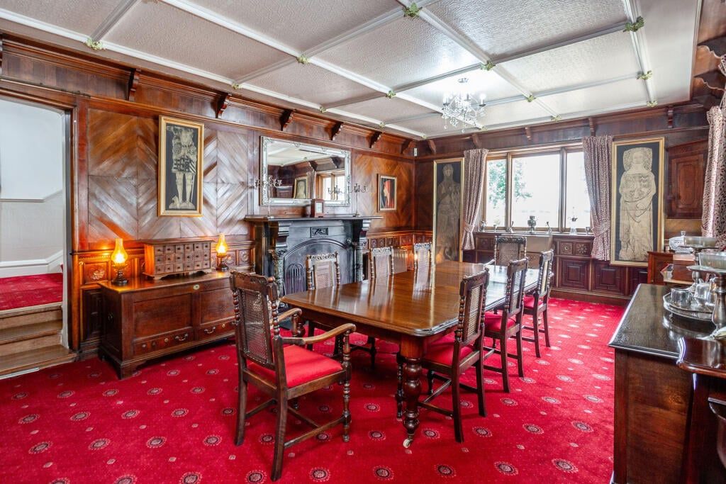 Property photo 2 of 37