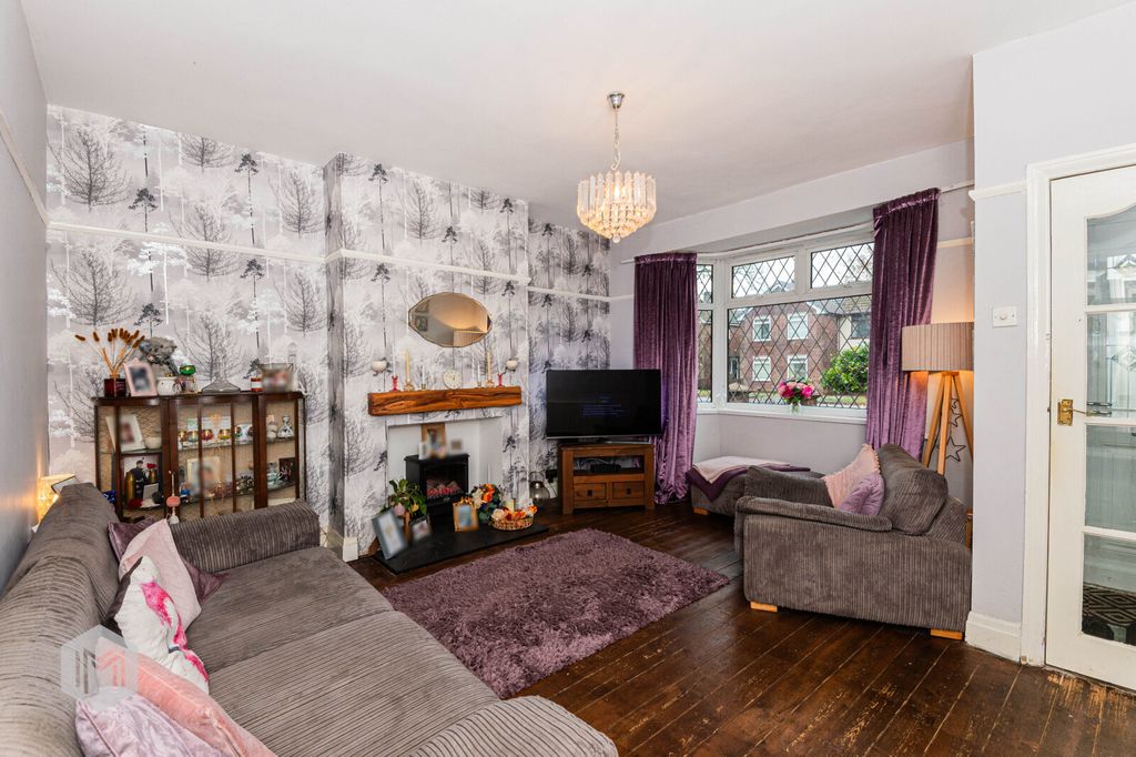 Property photo 2 of 15 Picture No. 03