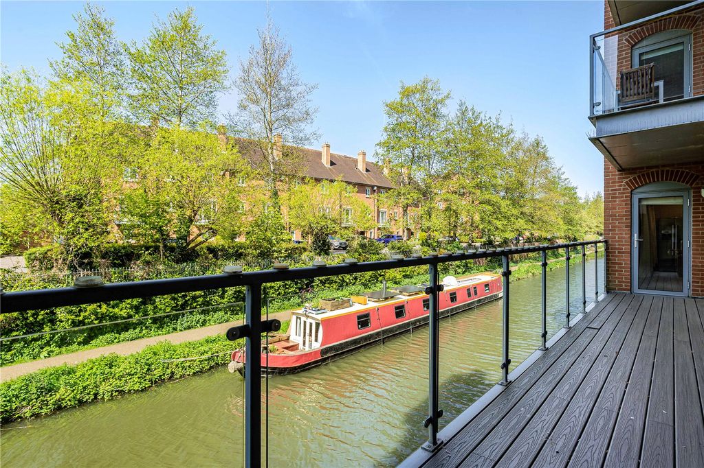 Additional image 12 of 3 bed flat for saleWalton Well Road, Waterfront OX2