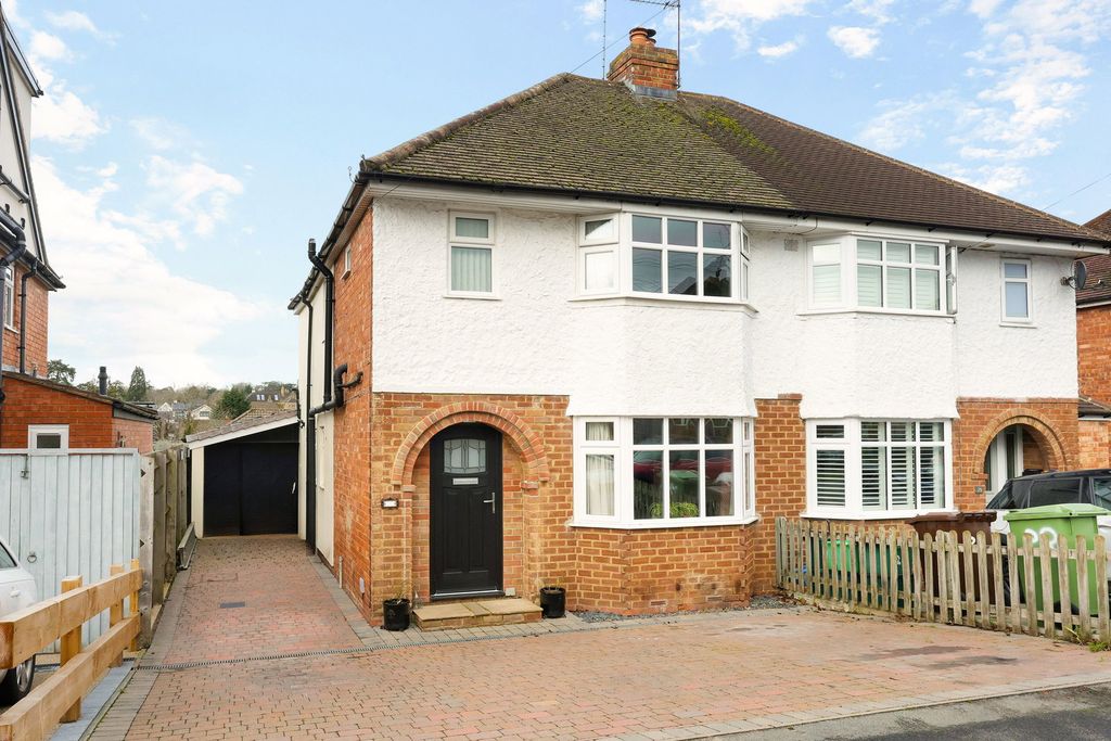 Property photo 1 of 17