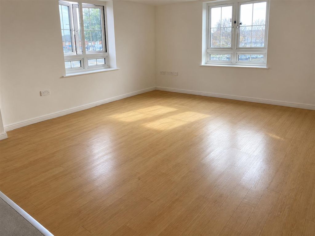 Property photo 2 of 12 Floor 2.Png