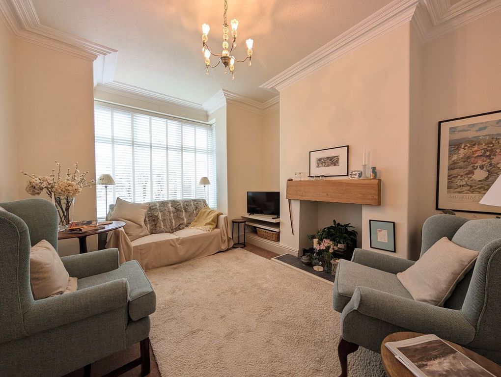 Property photo 3 of 22