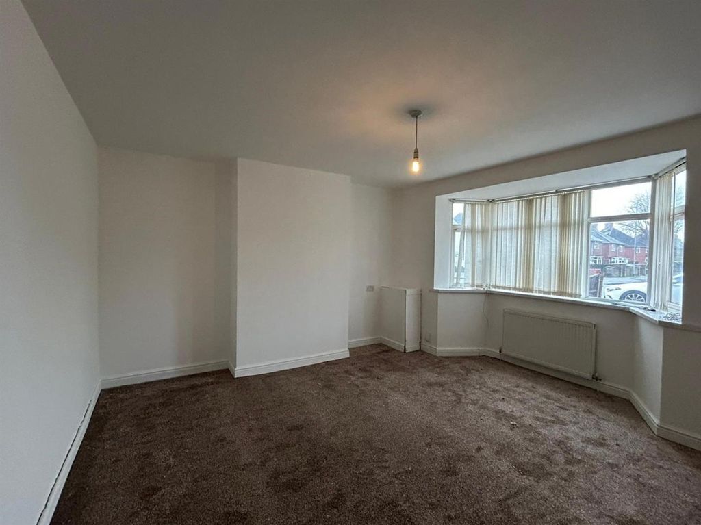 Property photo 2 of 13 Living Room 1.Jpg