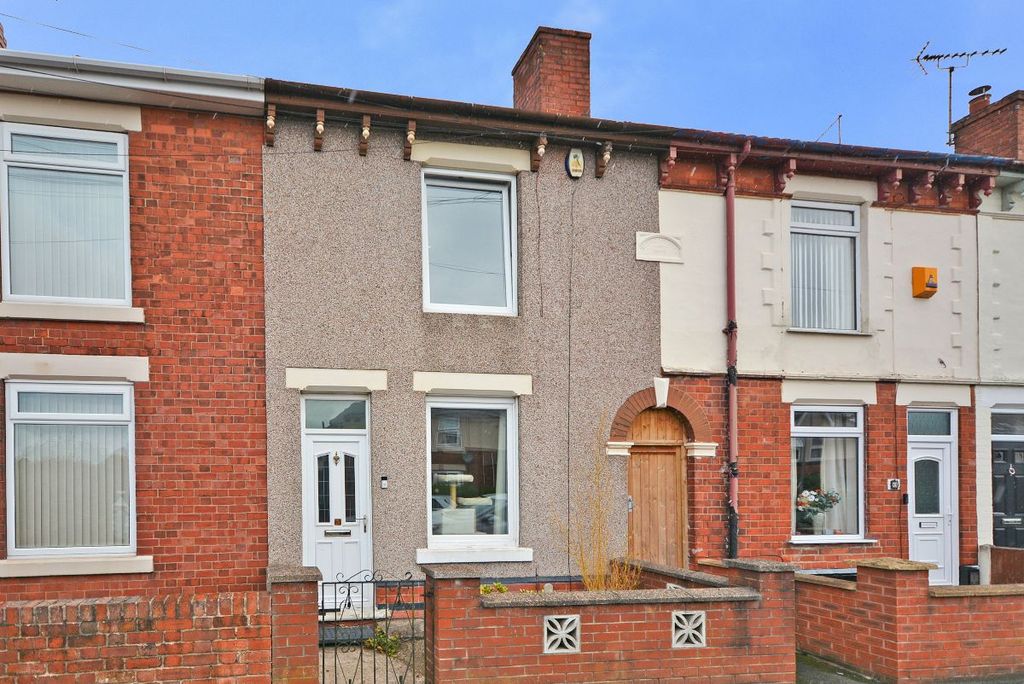 Property photo 1 of 17