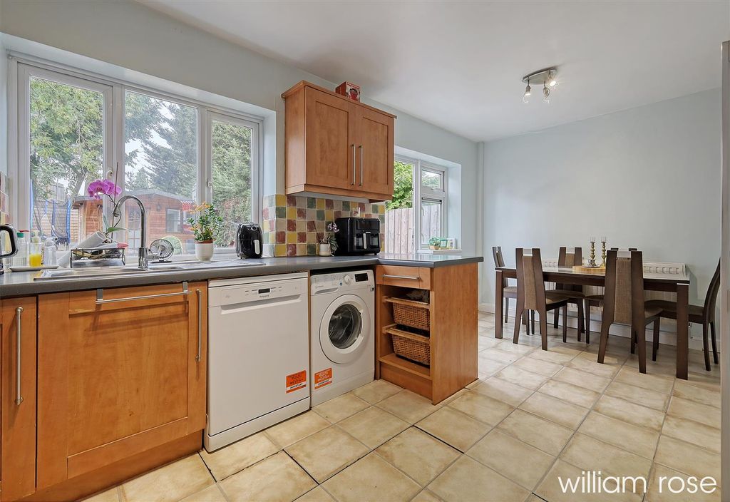 Property photo 3 of 17 Img_0419_7 Copy.Jpg