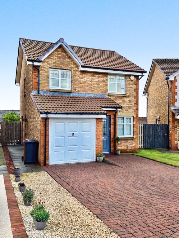 Property photo 1 of 28