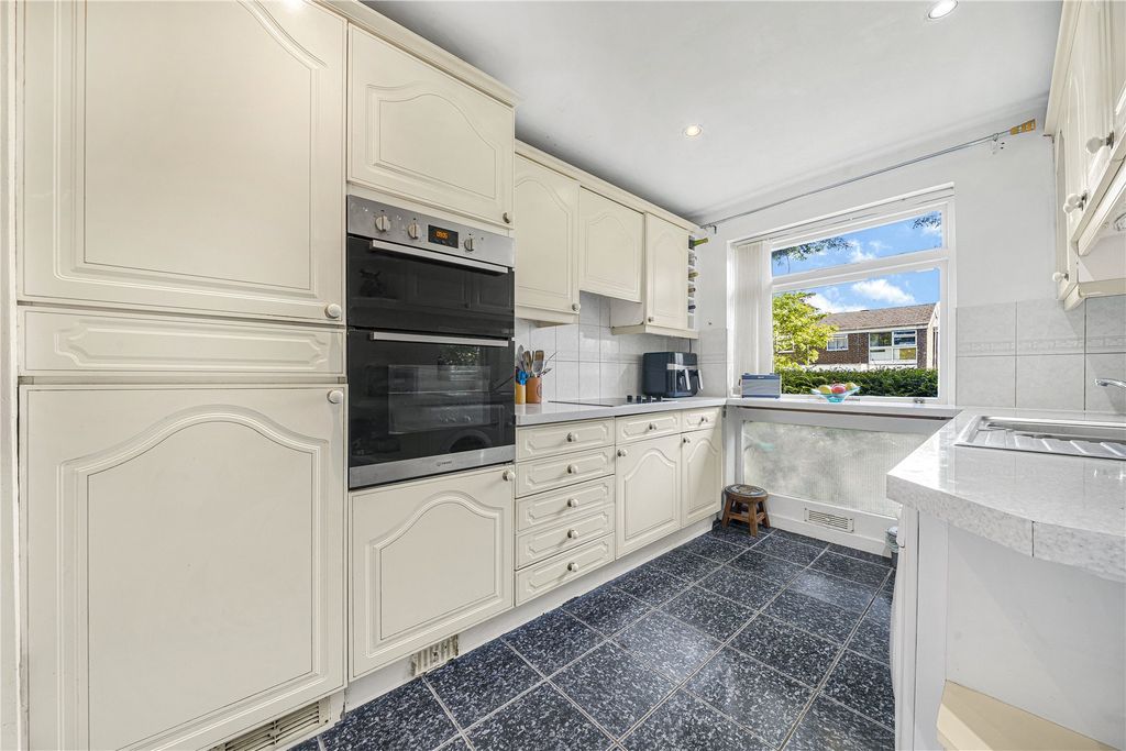 Property photo 3 of 13 Picture No. 05