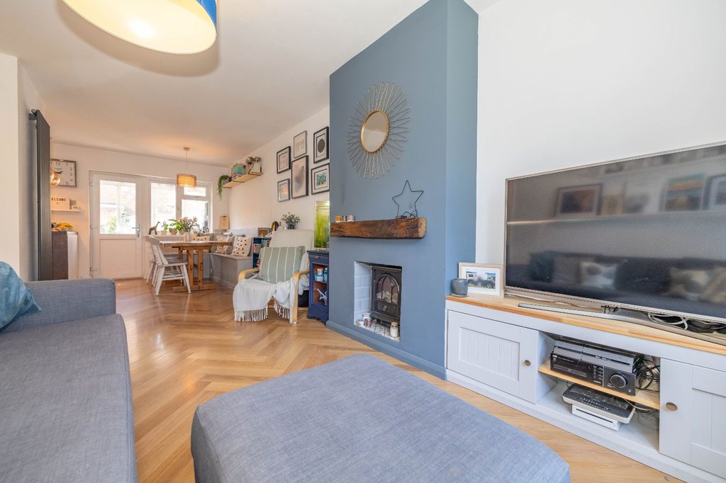 Property photo 3 of 13 Picture 3