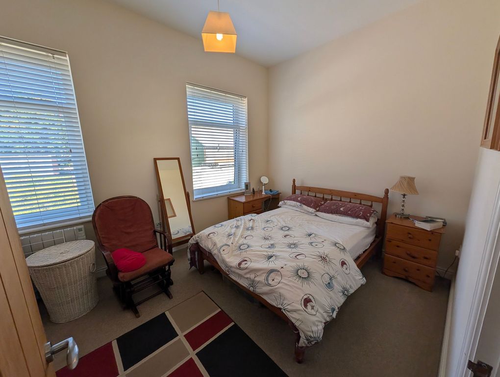 2 bed flat for saleStation Road, Leiston IP16 photo 5