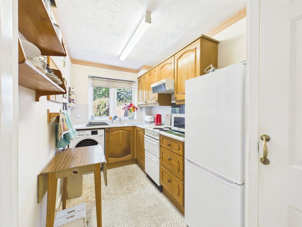 Property photo 3 of 16 Picture No. 10