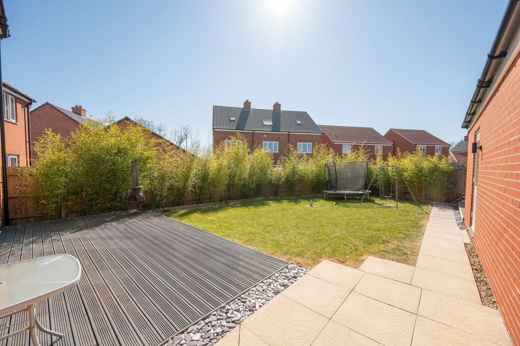 Additional image 19 of 5 bed detached house for saleHodgson Avenue, Leiston IP16