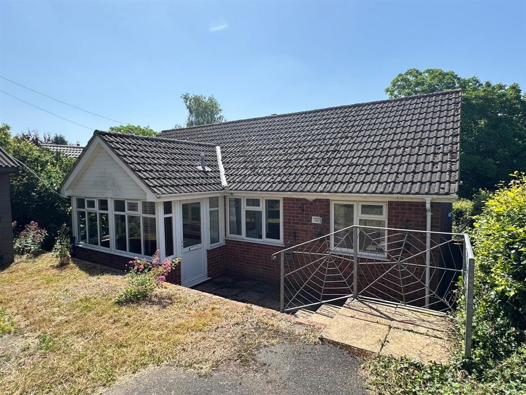 Property photo 2 of 17