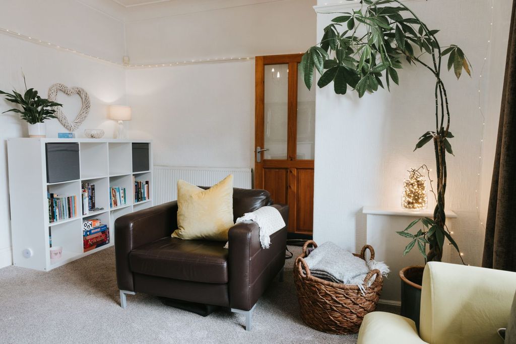 Property photo 3 of 18