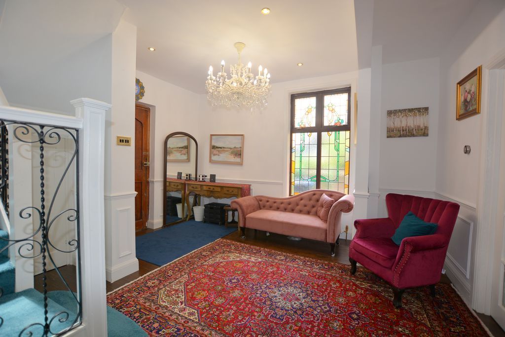 Property photo 2 of 16 Photo 17