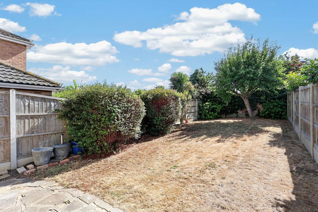 Property photo 3 of 40