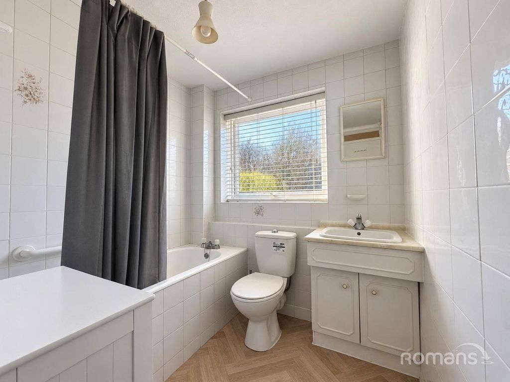 Property photo 3 of 10 Picture No. 02