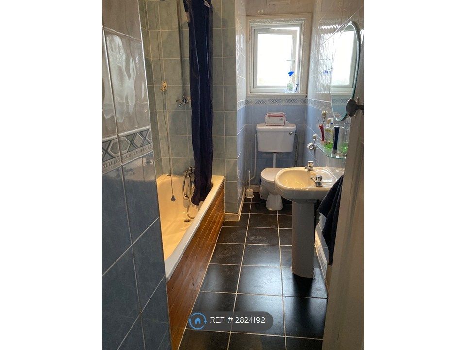 Property photo 3 of 3