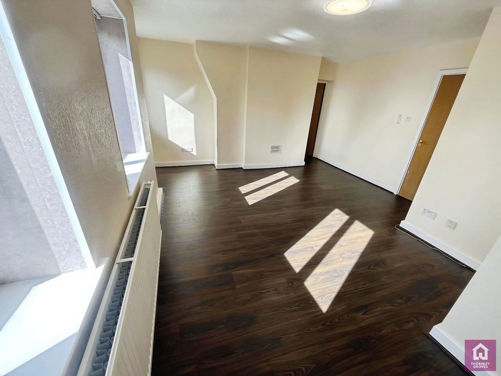 Property photo 3 of 18 Picture No. 03