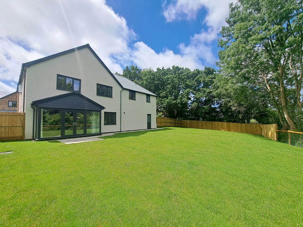 Property photo 3 of 27 Picture No. 29