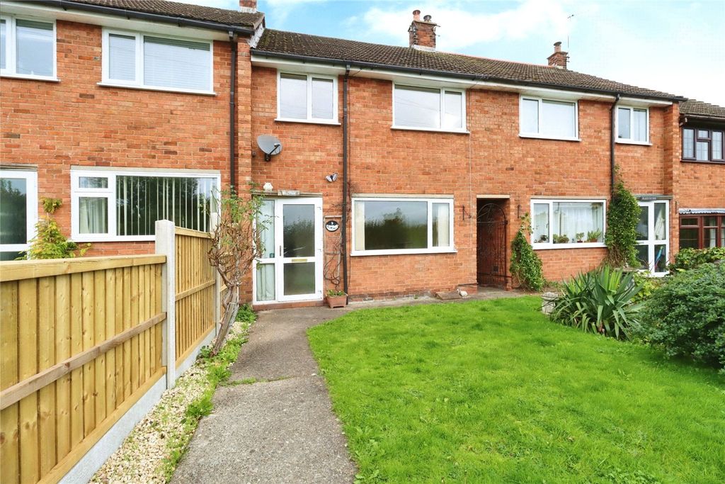 Property photo 1 of 17 Front