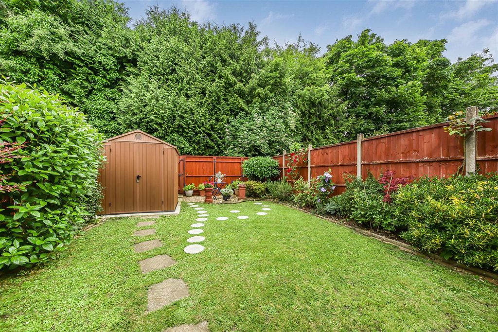 Property photo 2 of 16 Image00004.Jpg