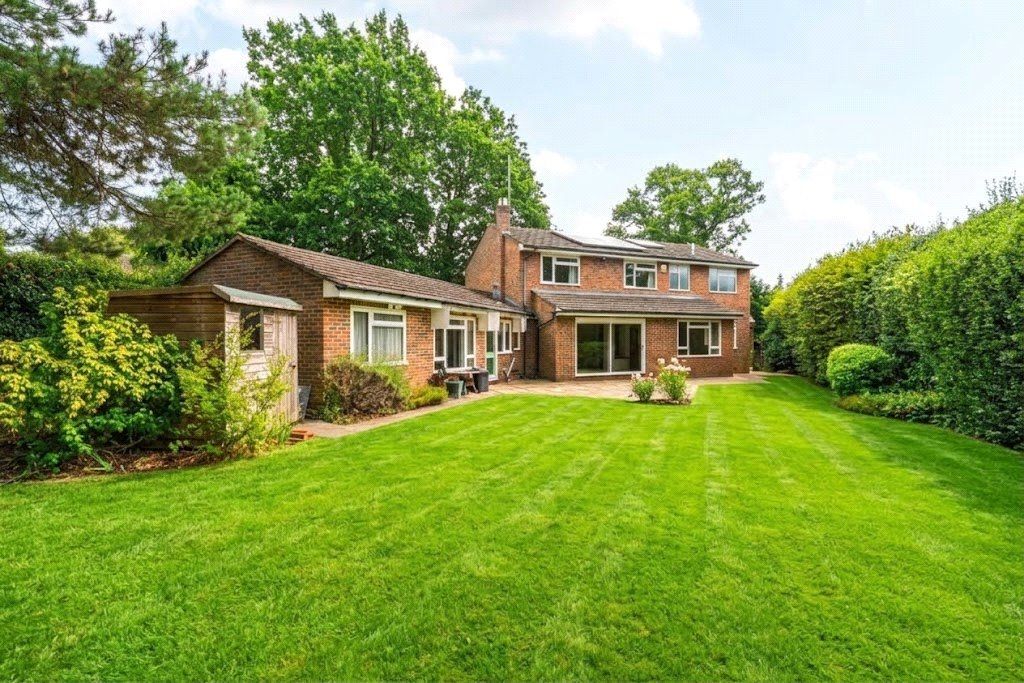 Property photo 2 of 18 Picture No. 25