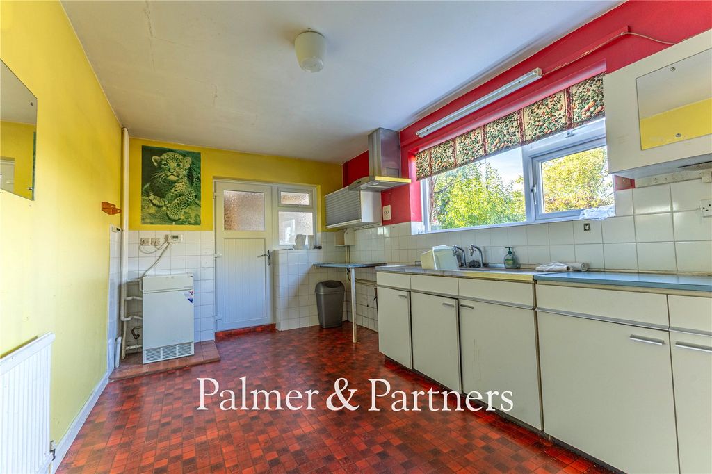 Property photo 2 of 20 Picture No. 08