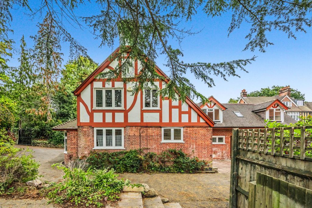 Property photo 1 of 29