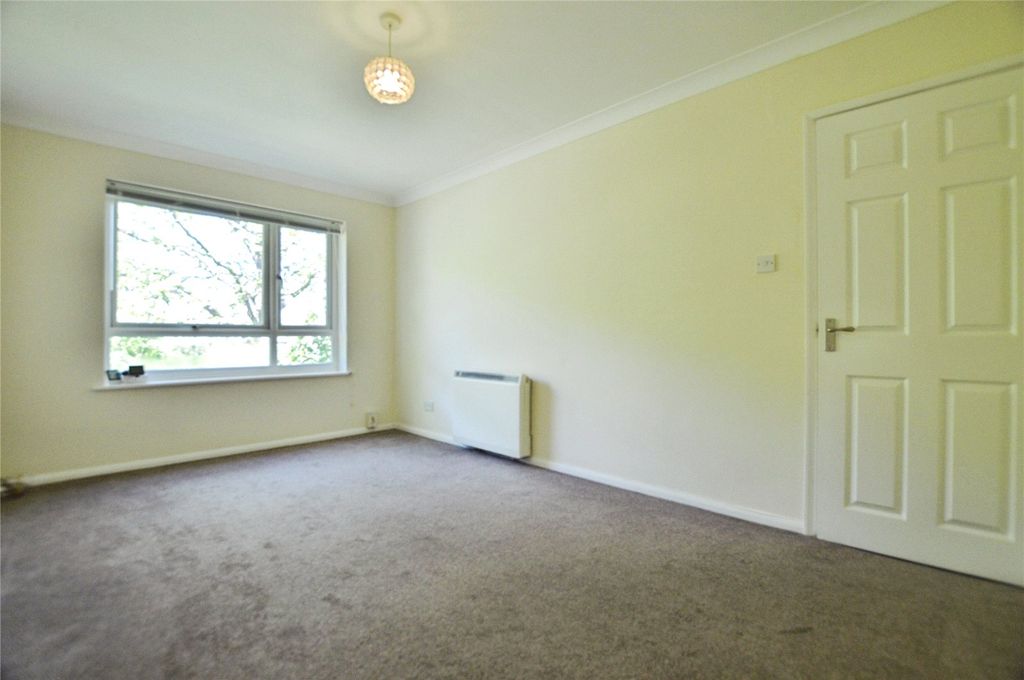 Property photo 3 of 8 Living Room