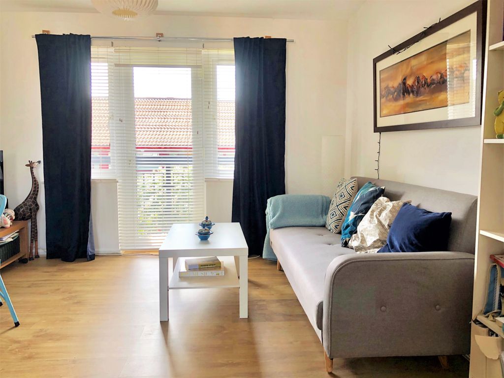 Property photo 2 of 17