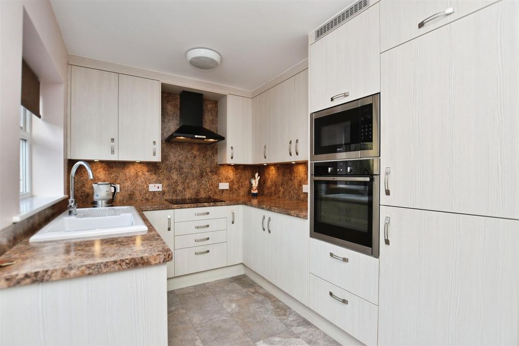 Property photo 2 of 22 Kitchen Only