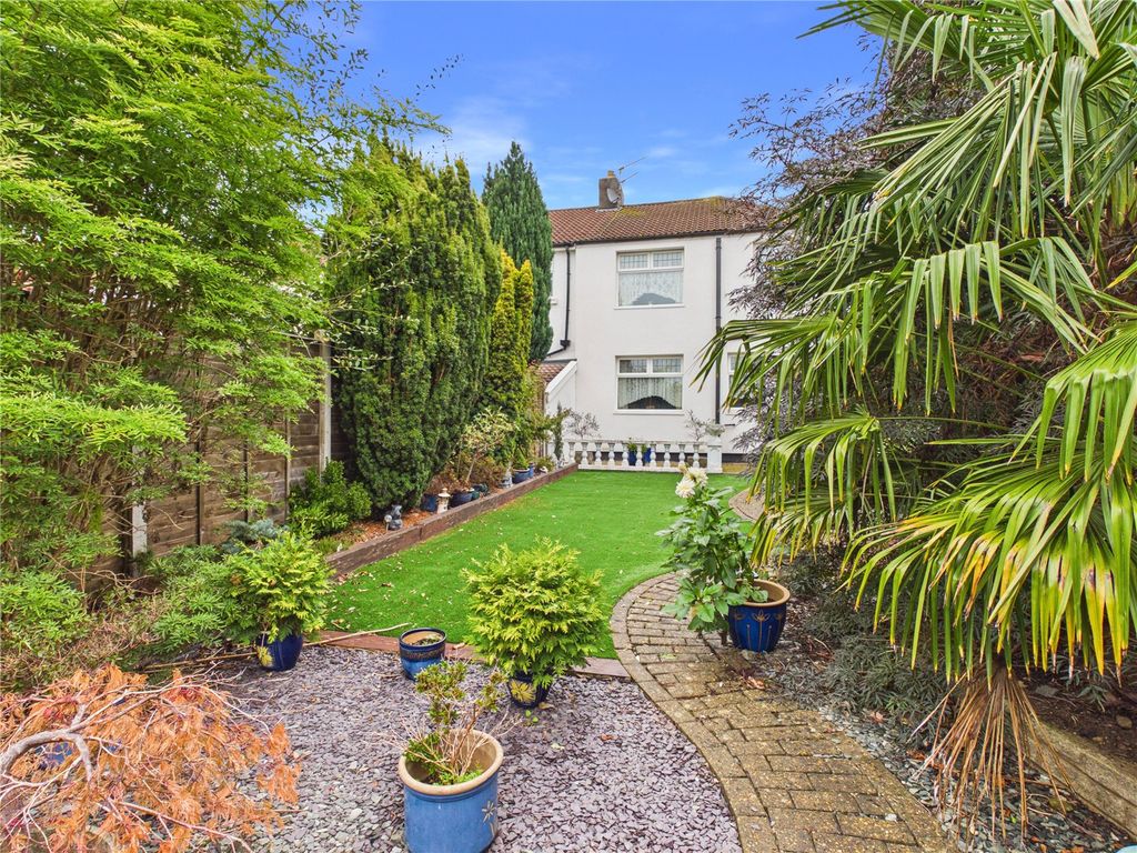 Property photo 2 of 18 Picture No. 16