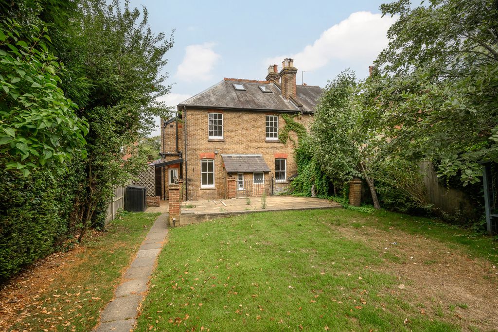 Property photo 1 of 16 Rear