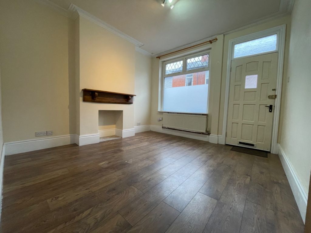Property photo 3 of 9 1970274