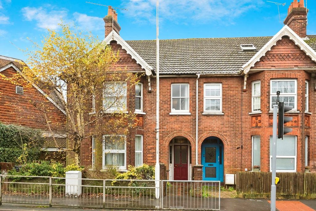 Property photo 1 of 16