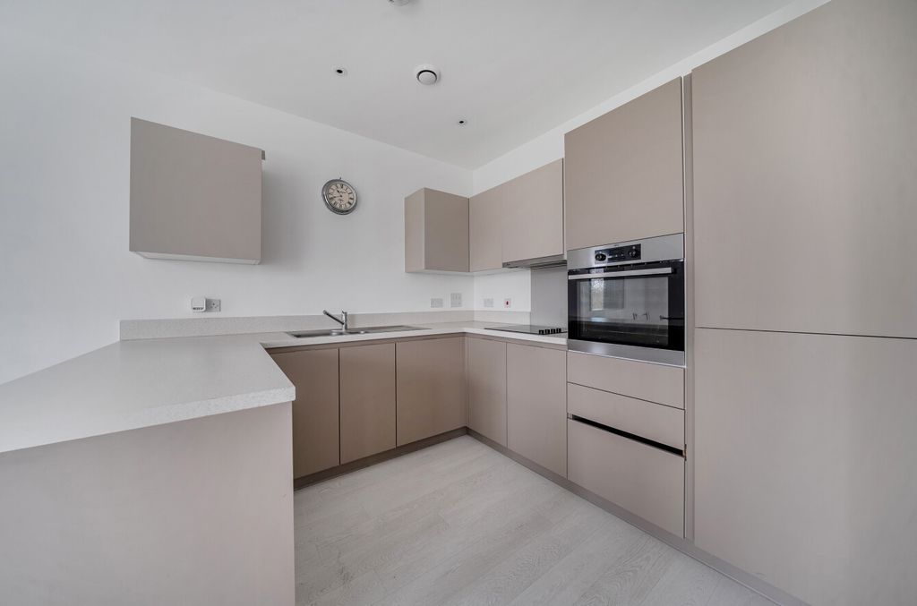 Property photo 3 of 21 1404042-2-6973567...