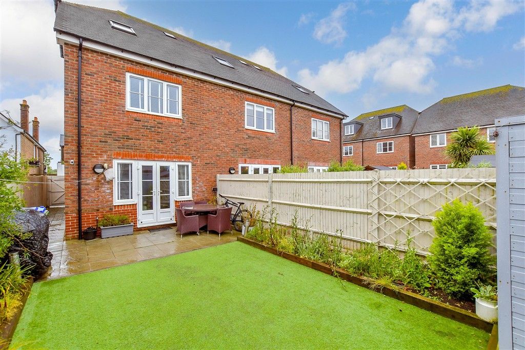 Property photo 2 of 12 Rear Garden