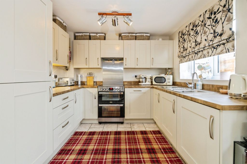 Property photo 3 of 20