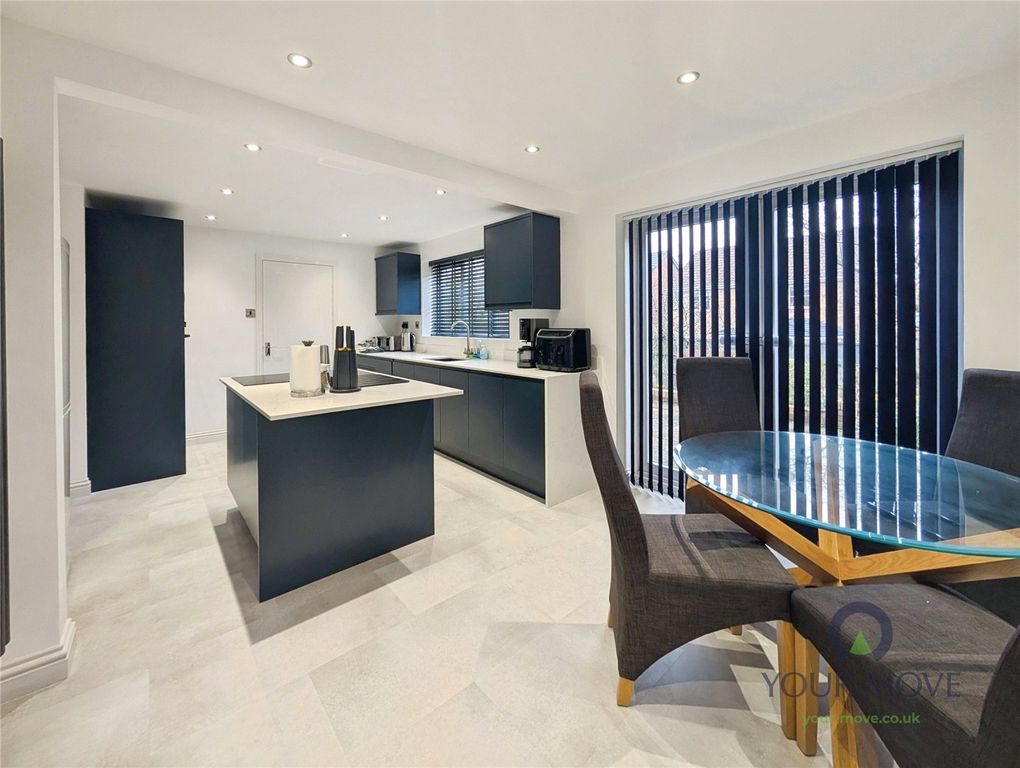 Property photo 3 of 18 Kitchen/Diner