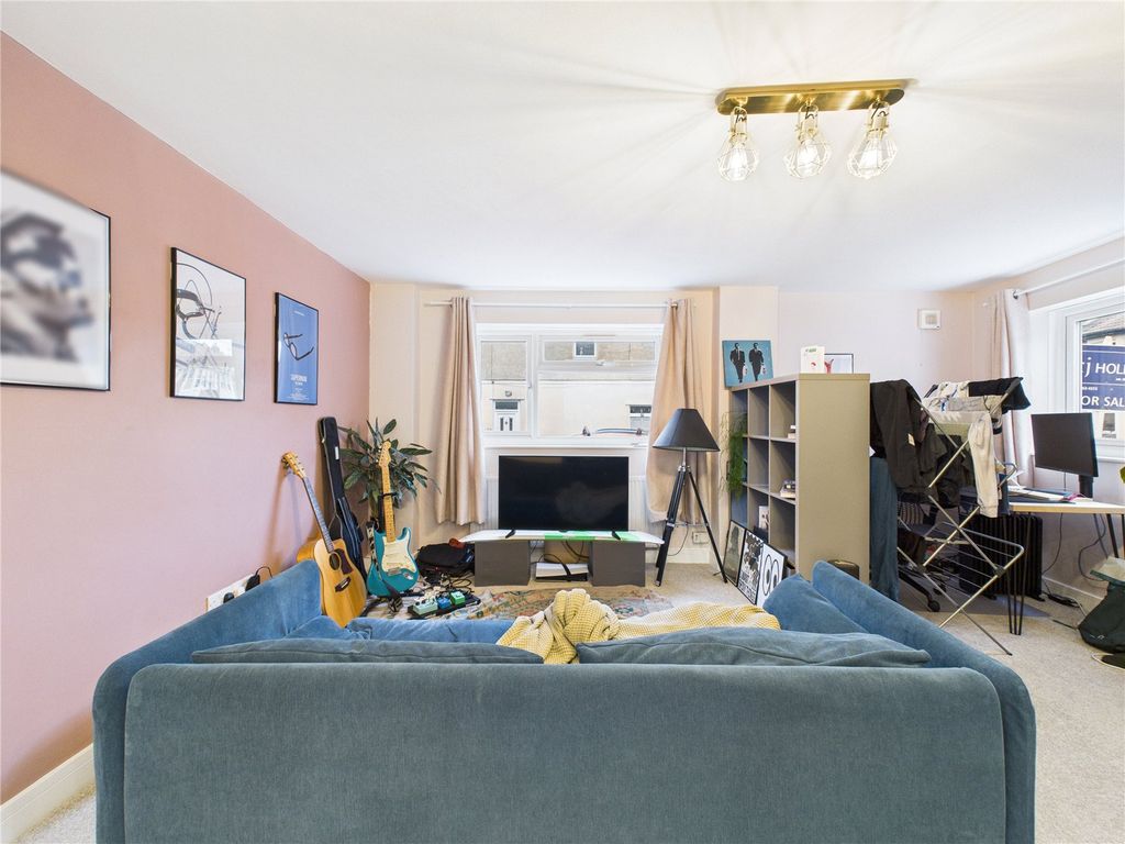 Property photo 3 of 10 Picture No. 08