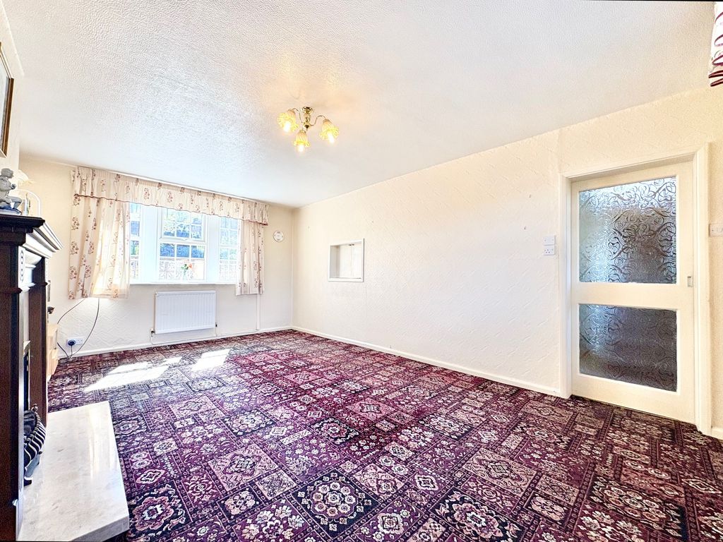 Property photo 3 of 24