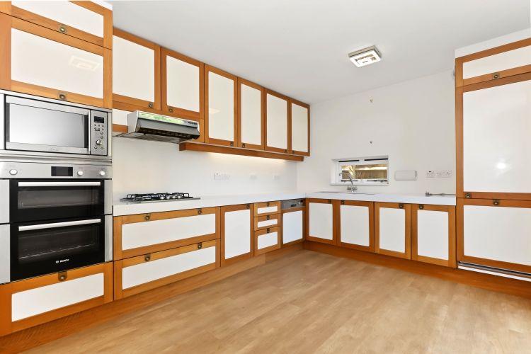 Property photo 3 of 11 338164