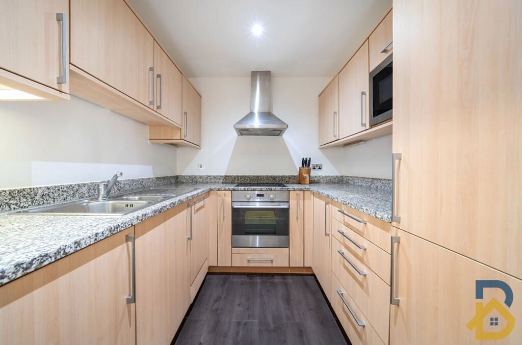 Property photo 2 of 19