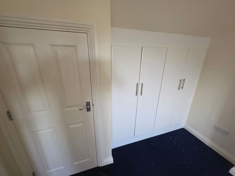 Property photo 2 of 3