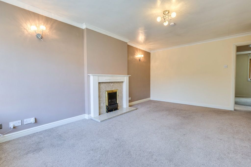 Property photo 2 of 9 Picture No. 45